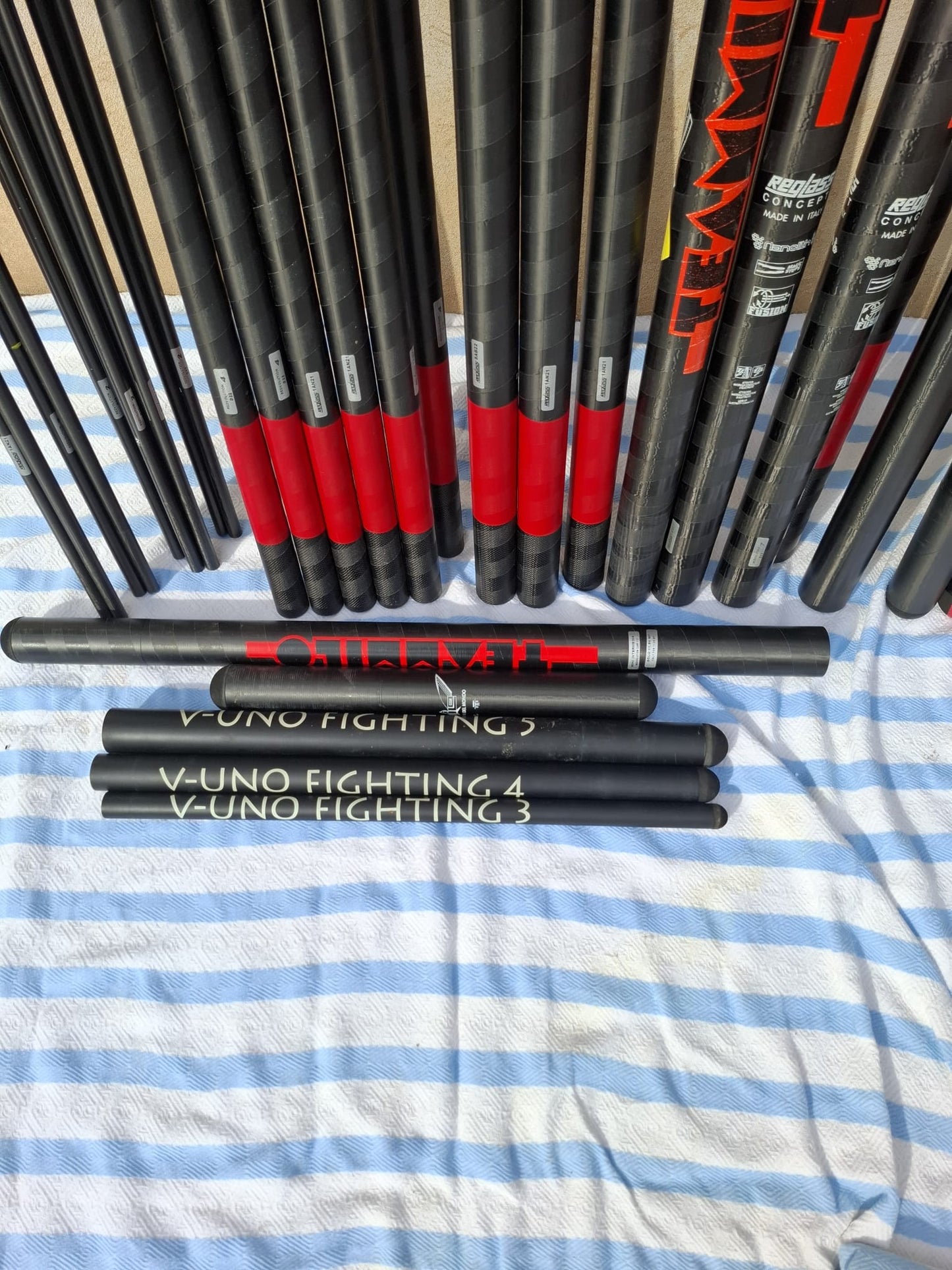 Milo Redvolution D22 pack